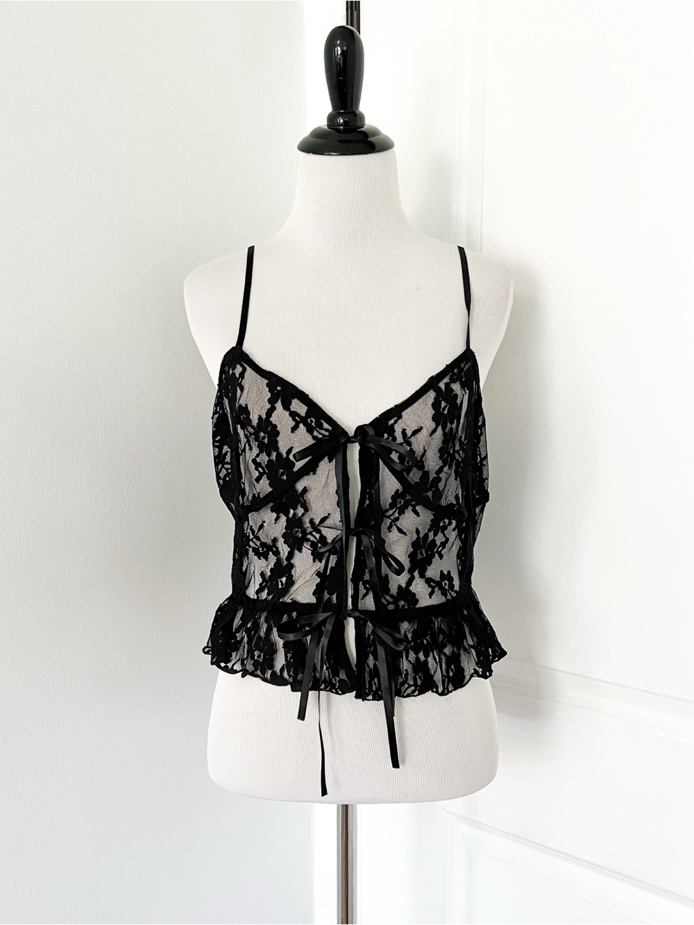 Current Mood Black Floral Lace Camisole - Medium